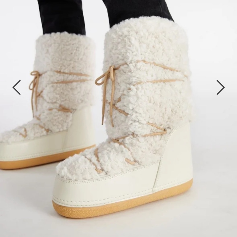 NWT winter boots